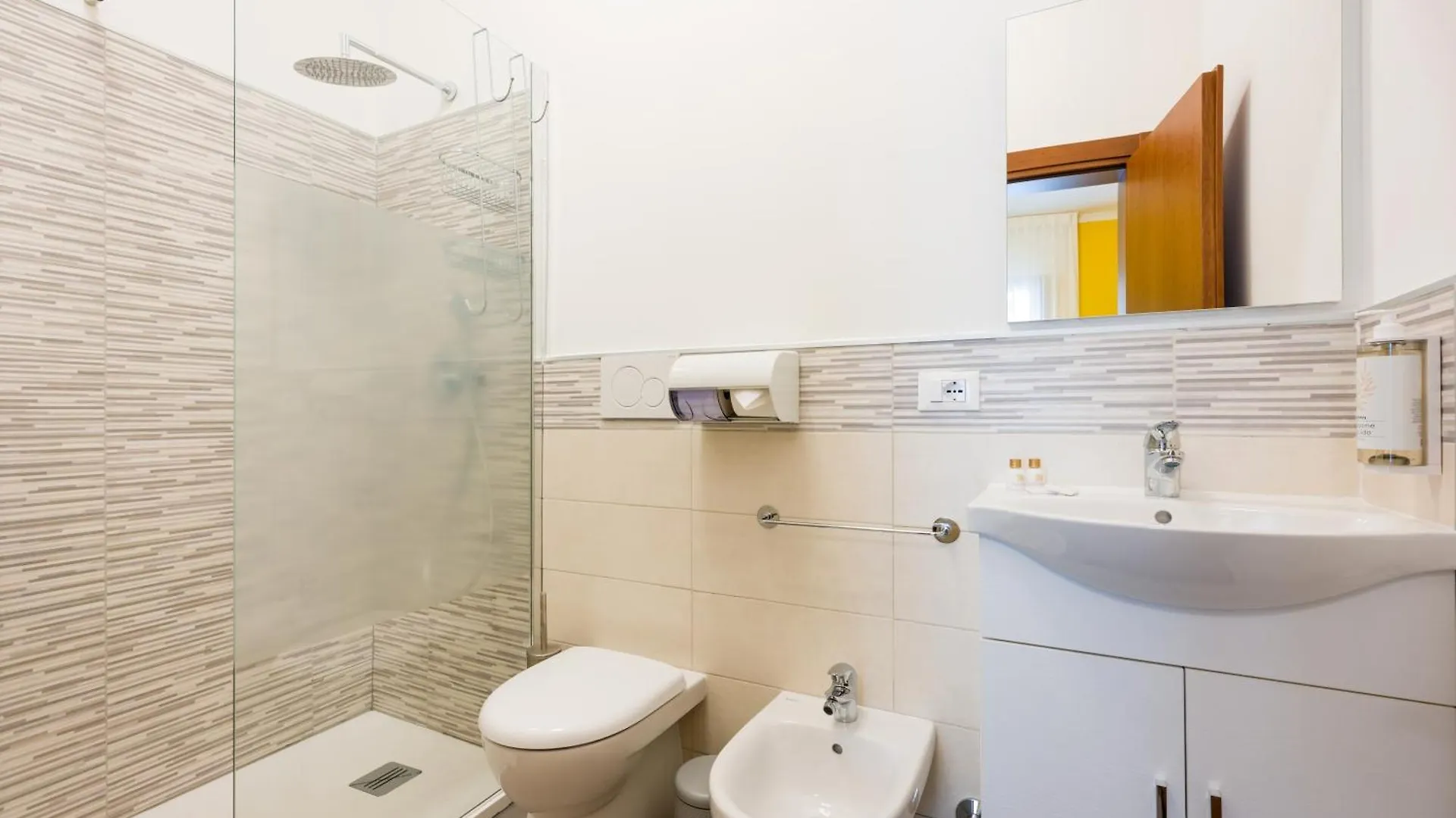 Apartment Ca Del Bezzo - Comfort & City View Venice