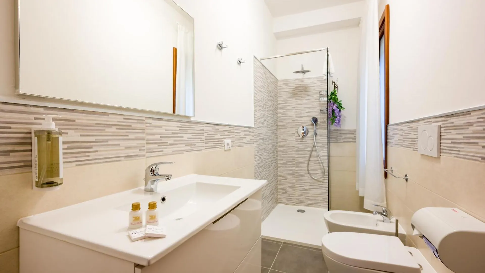 Ca Del Bezzo - Comfort & City View Venice Apartment