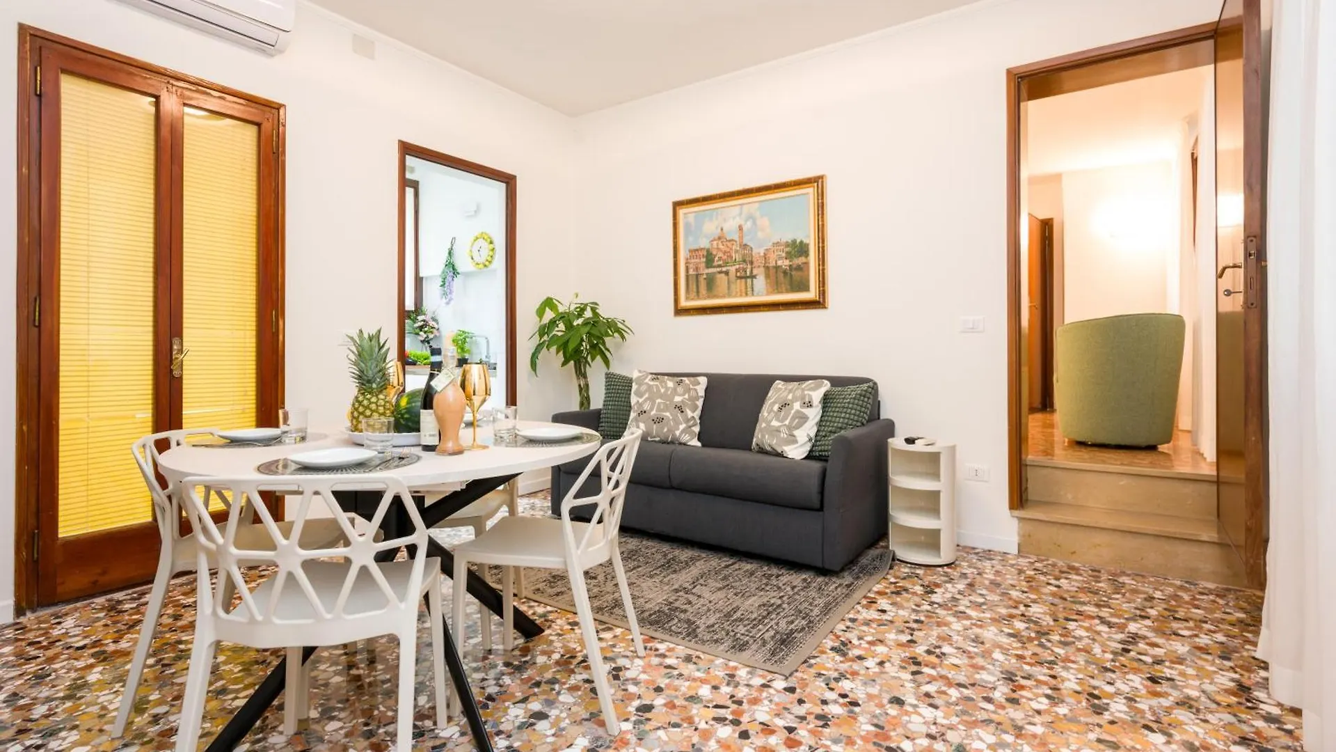 Apartment Ca Del Bezzo - Comfort & City View Venice
